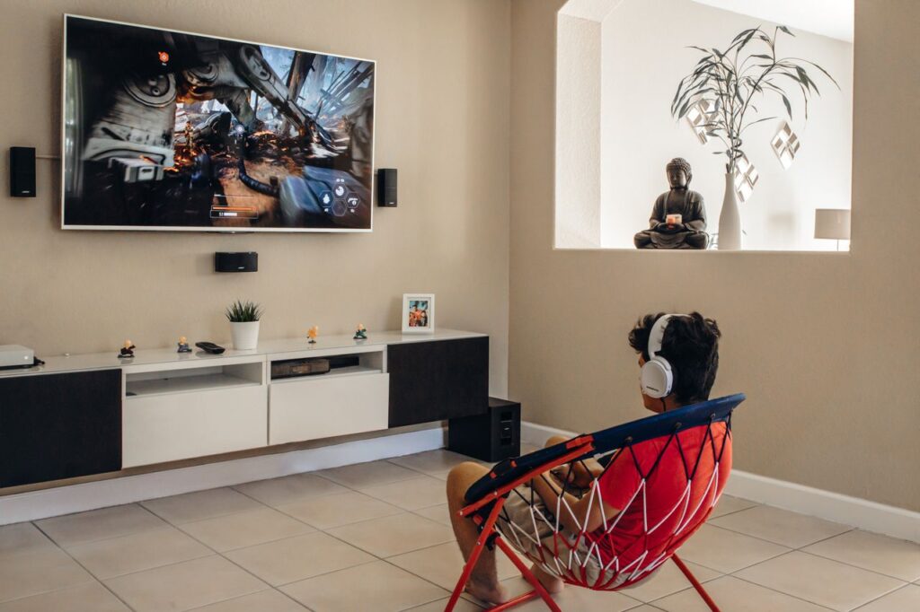 55U6KQ-55-4K-UHD-Smart-ULED-TV_pic3